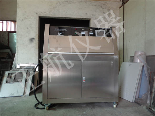 紫外老化試驗(yàn)箱運(yùn)用壽命